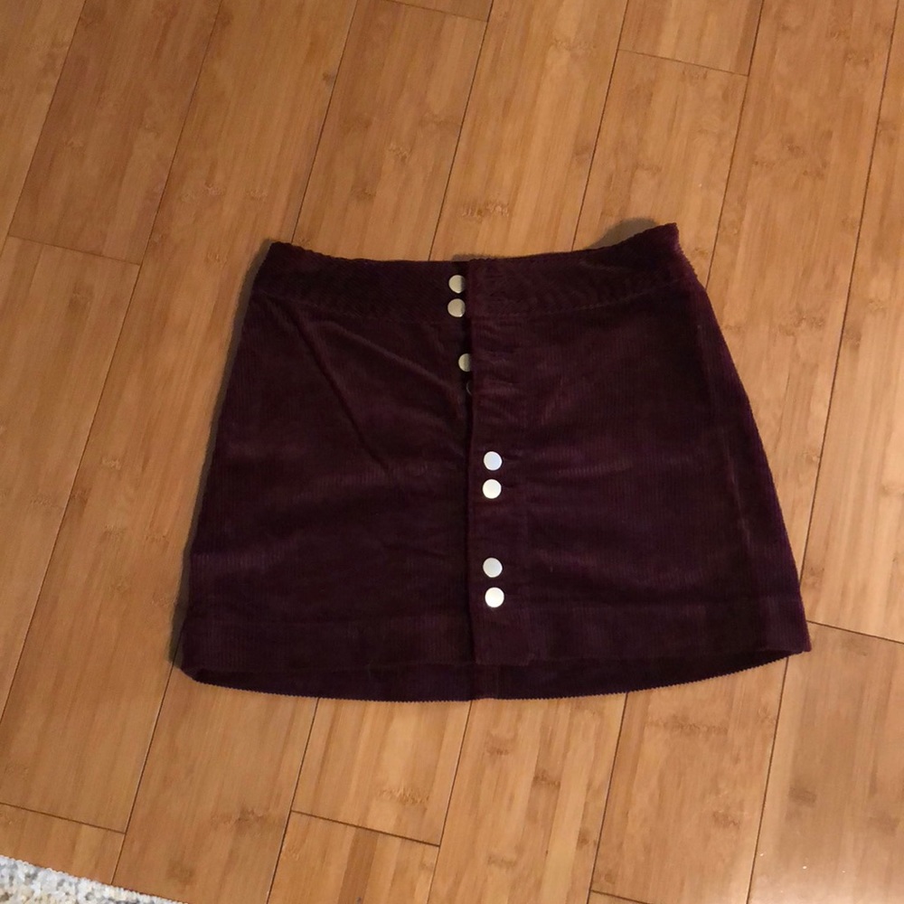 Abercrombie - corduroy skirt - Size 2